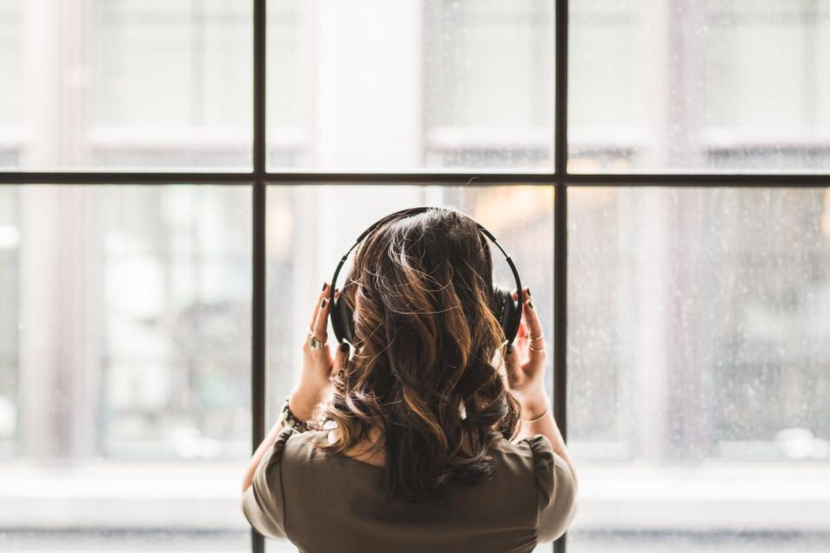 Shadowing: a técnica para melhorar pronúncia e fluência